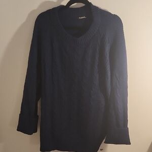 Men's Blue Sweater